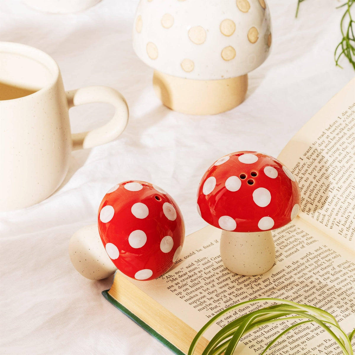 Salière et poivrière Champignons rouges – vue 3