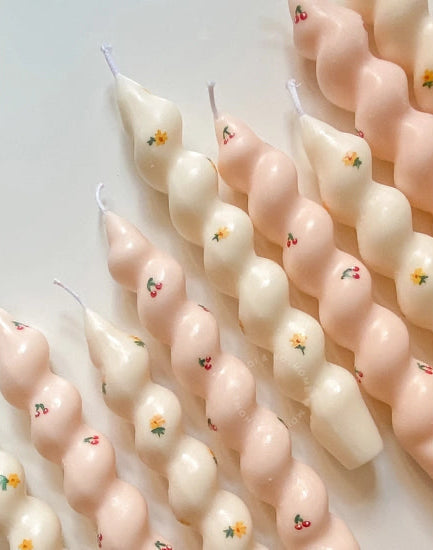 Bougie Torsadée Cerises – vue produit 4