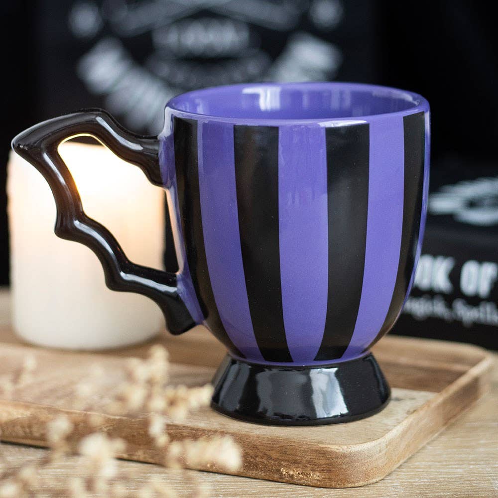 Mug gothique violet et noir – Aile de chauve-souris – 490 ml